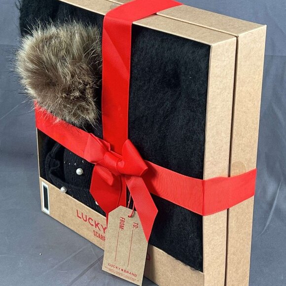 Lucky Brand Black & Pearl Beanie & Scarf Set NIB - Picture 2 of 4